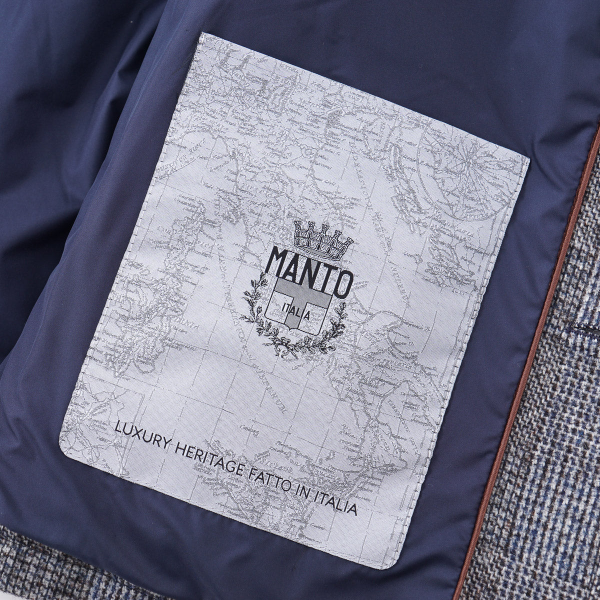 Manto Midweight Cashmere Buttoned Jacket