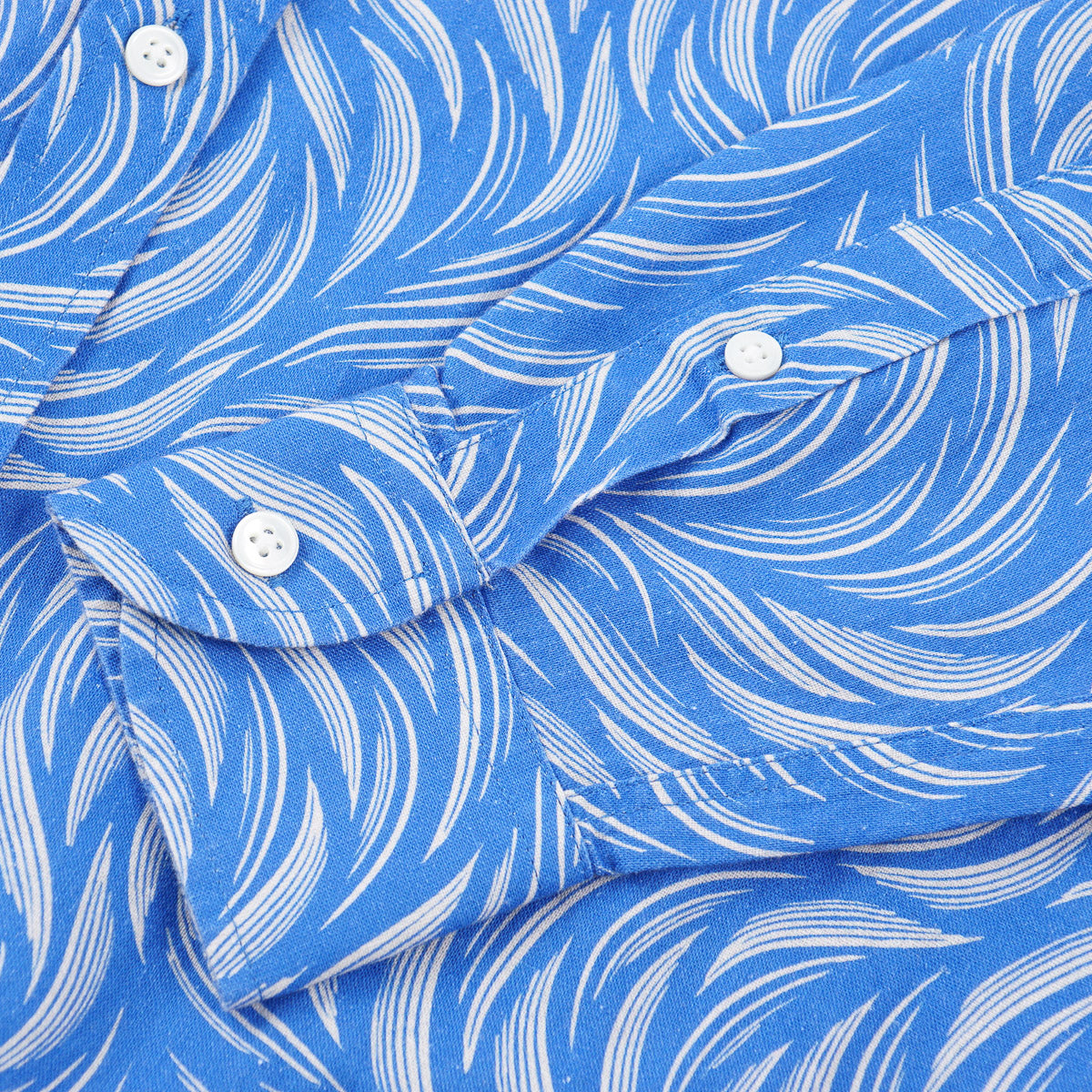 04651 / A Trip in a Bag Linen Wavy Shirt - Top Shelf Apparel