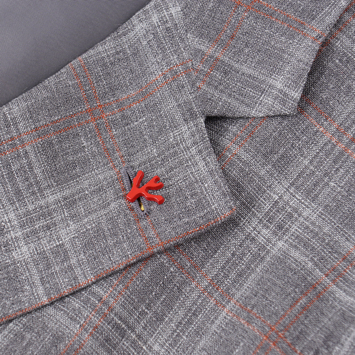 Isaia Wool Silk and Linen Suit - Top Shelf Apparel