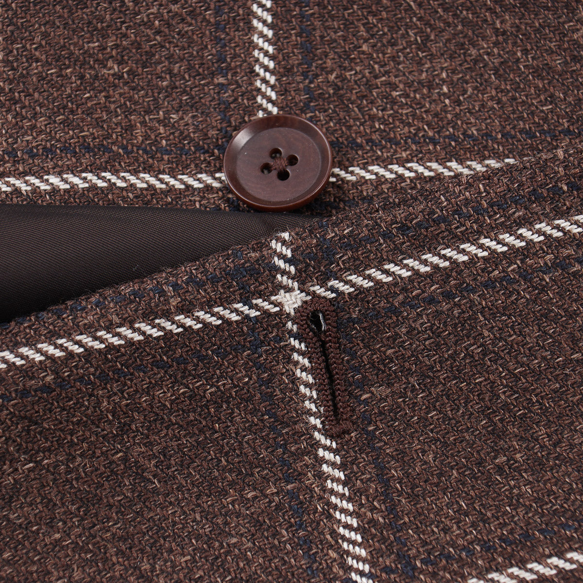 Isaia Classic-Fit Wool-Silk-Linen Sport Coat