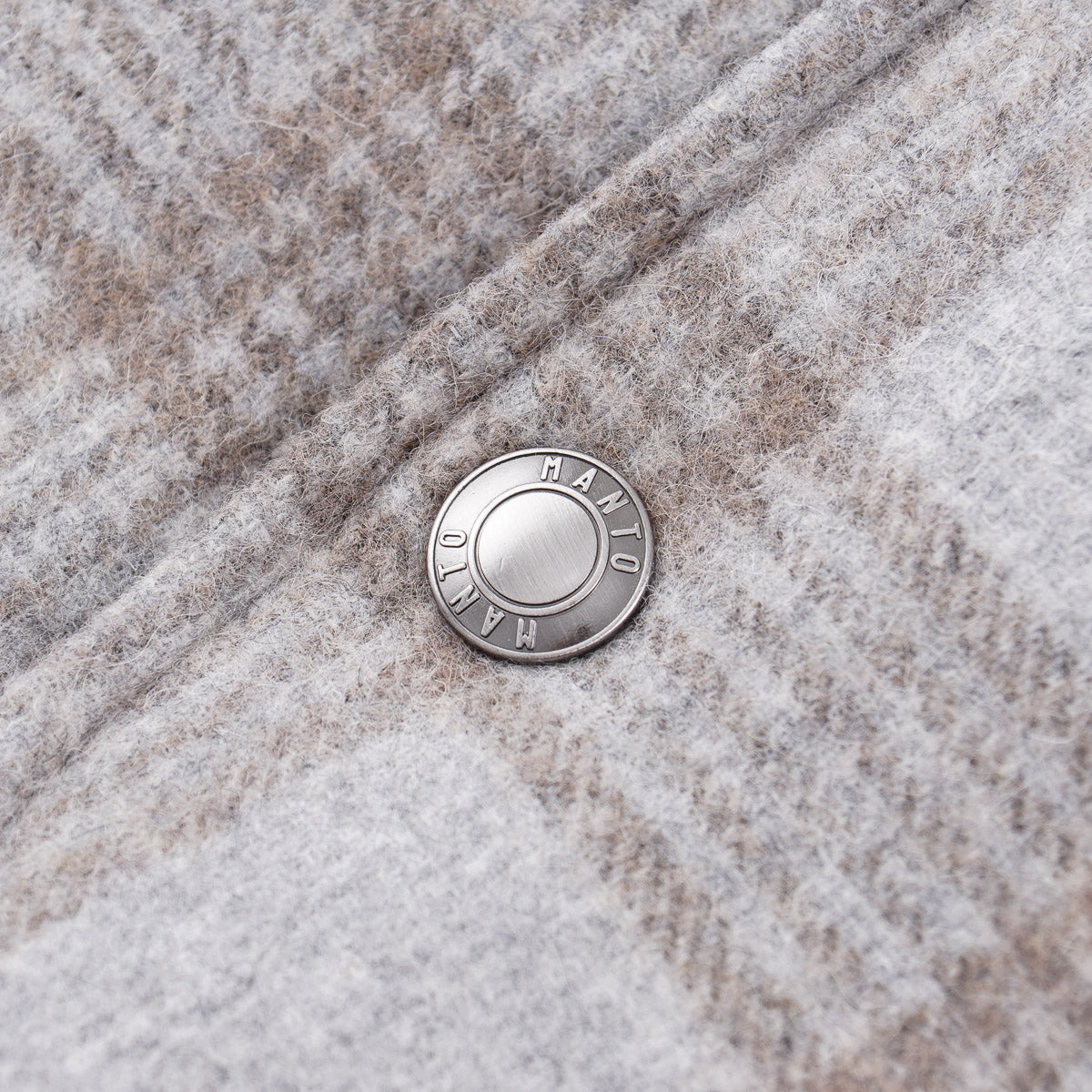 Manto Flannel Alpaca-Wool Vest with Hood