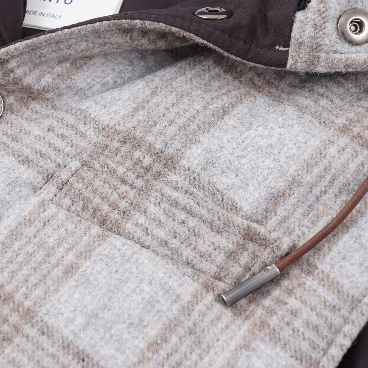 Manto Flannel Alpaca-Wool Vest with Hood