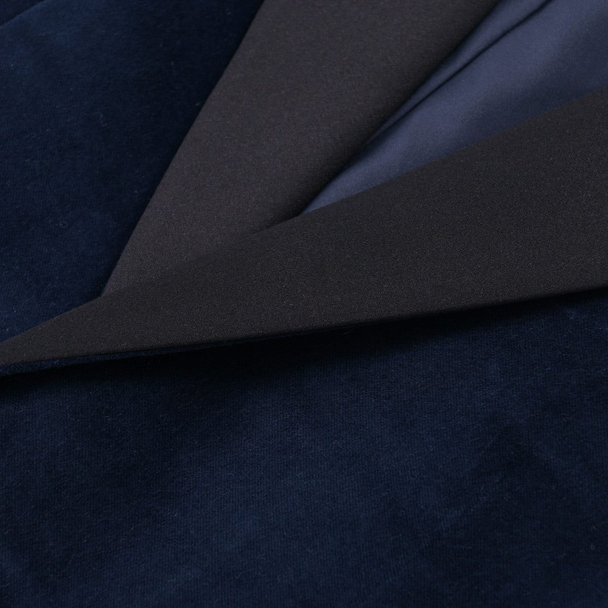 Boglioli Peak Lapel Velvet Dinner Jacket