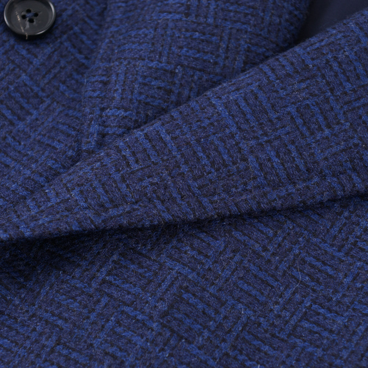Isaia Soft Cashmere-Blend Sport Coat