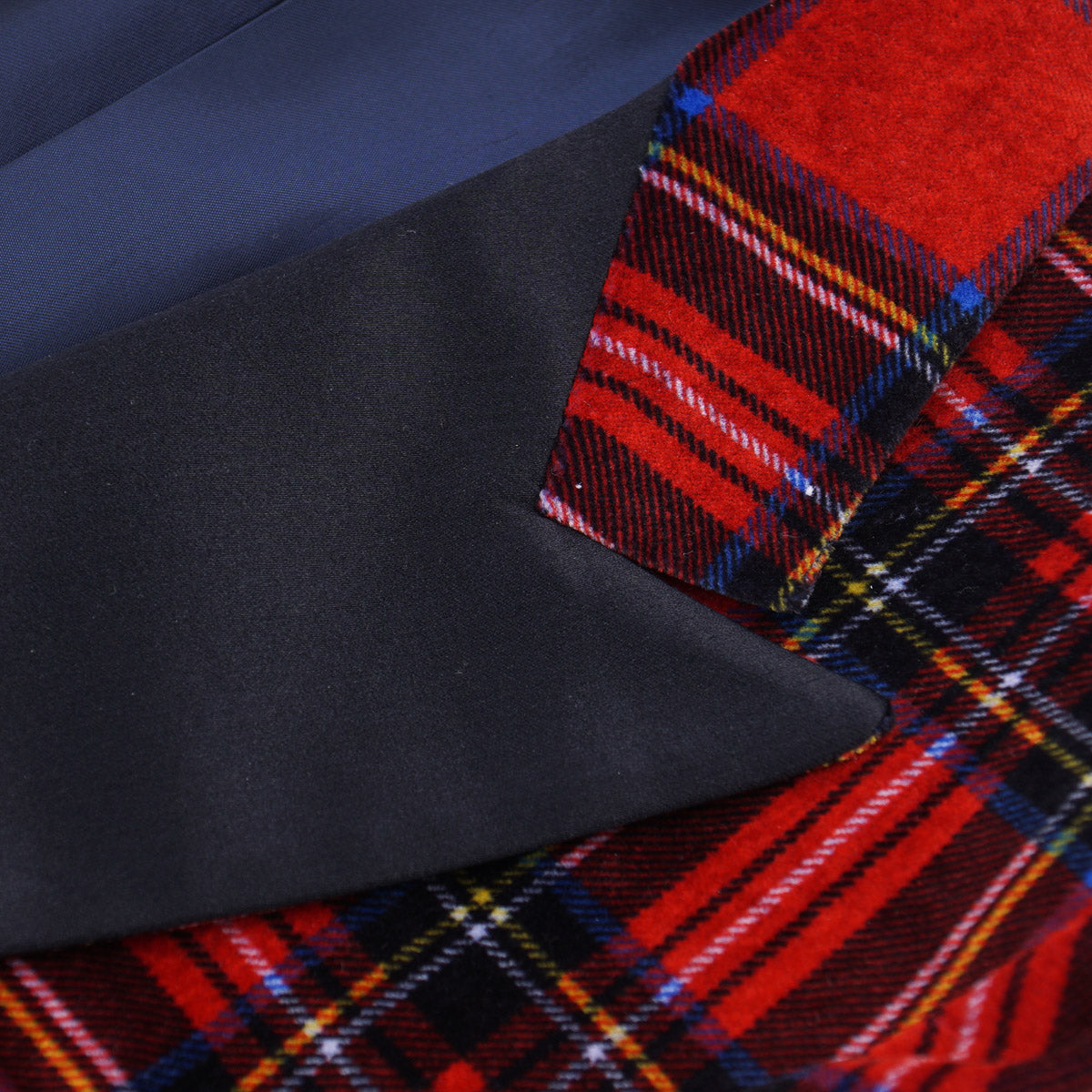 Sartorio Tartan Plaid Velvet Dinner Jacket - Top Shelf Apparel