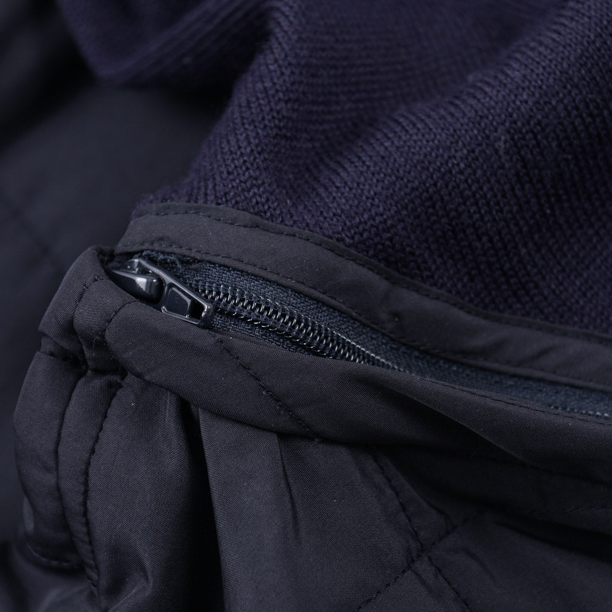 Manto 2-in-1 Quilted Jacket-Vest