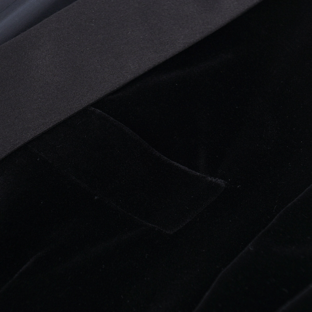 Sartorio Velvet Shawl Collar Tuxedo