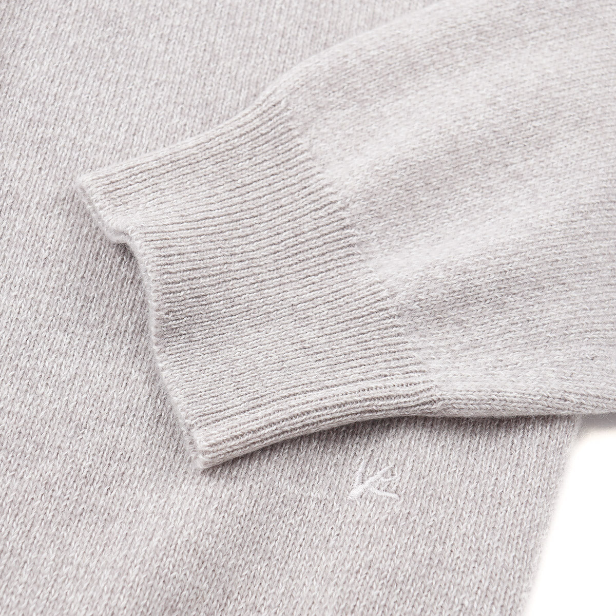 Isaia Slim-Fit Midweight Cashmere Sweater