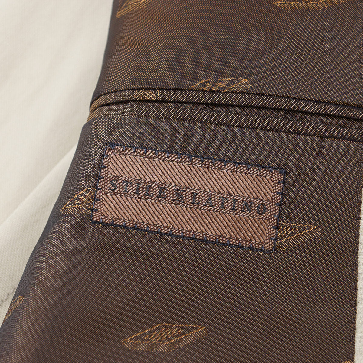 Stile Latino Twill Cotton-Linen Suit