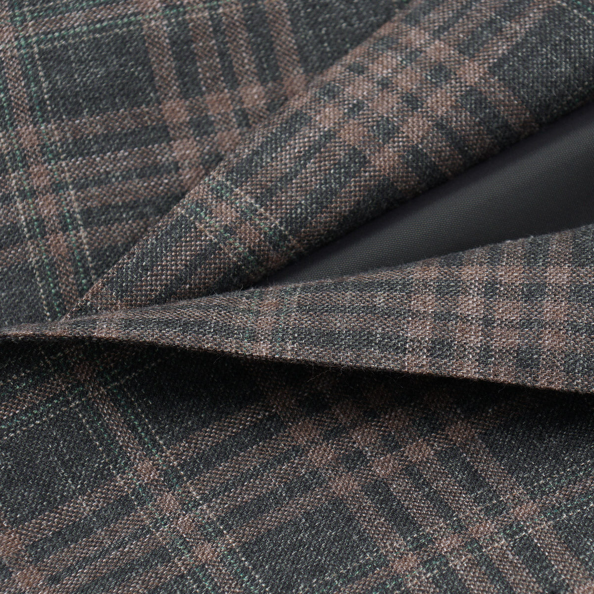 Isaia Wool-Cashmere-Silk-Linen Sport Coat