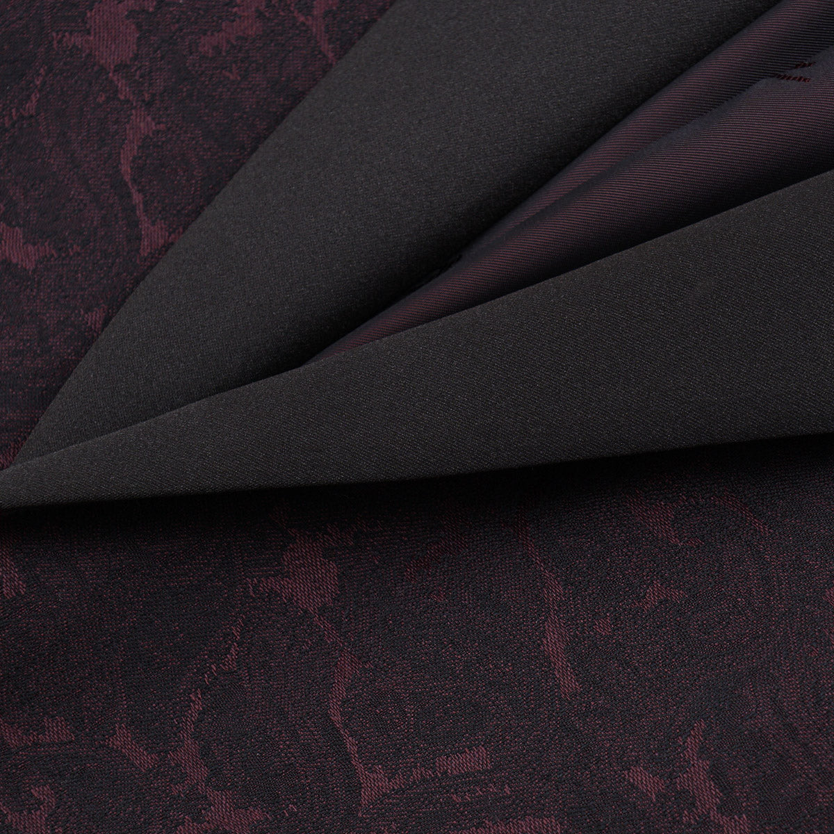 Isaia 'Gregorio' Paisley Brocade Dinner Jacket