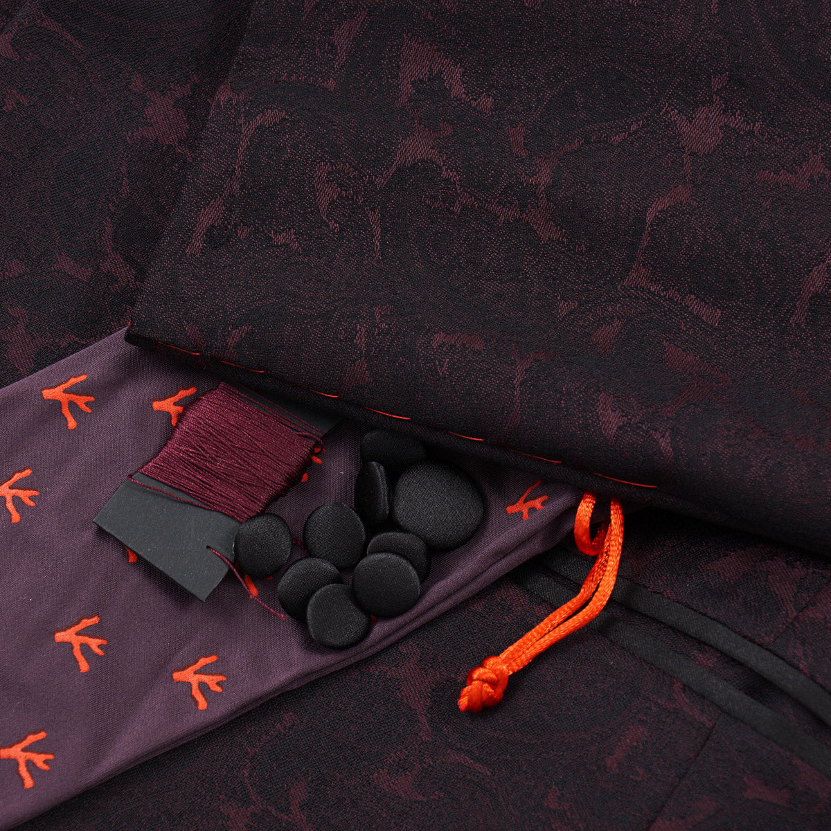 Isaia 'Gregorio' Paisley Brocade Dinner Jacket