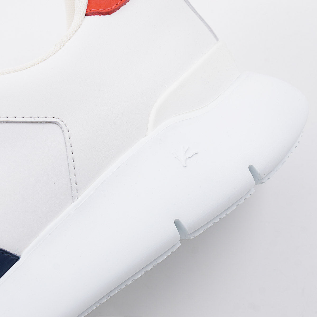 Isaia 'Amalfi' Leather Runner Sneakers