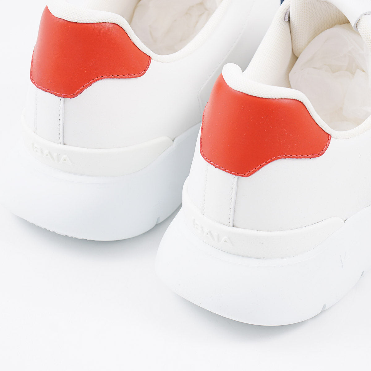 Isaia 'Amalfi' Leather Runner Sneakers
