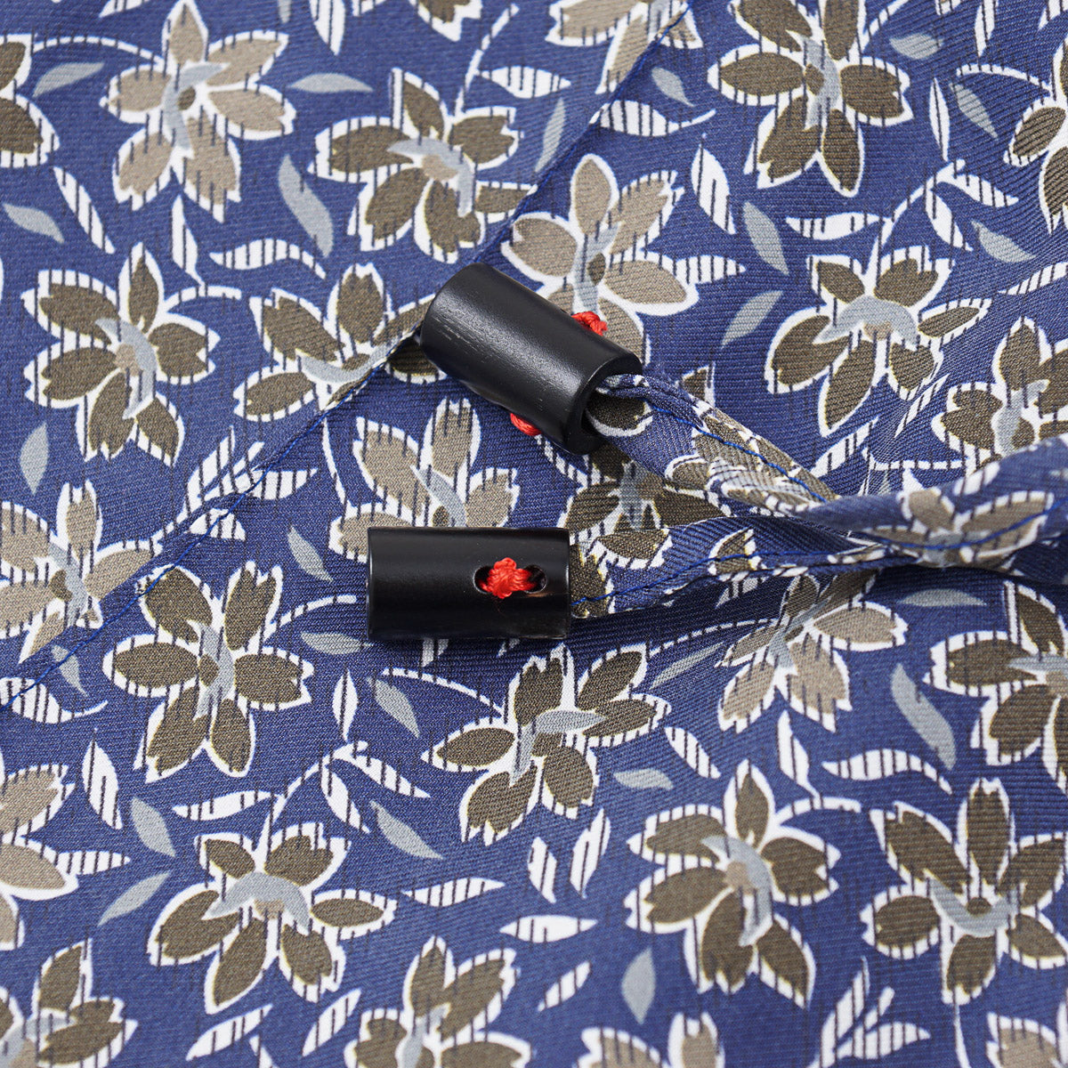 Isaia Printed Silk Drawstring Shorts