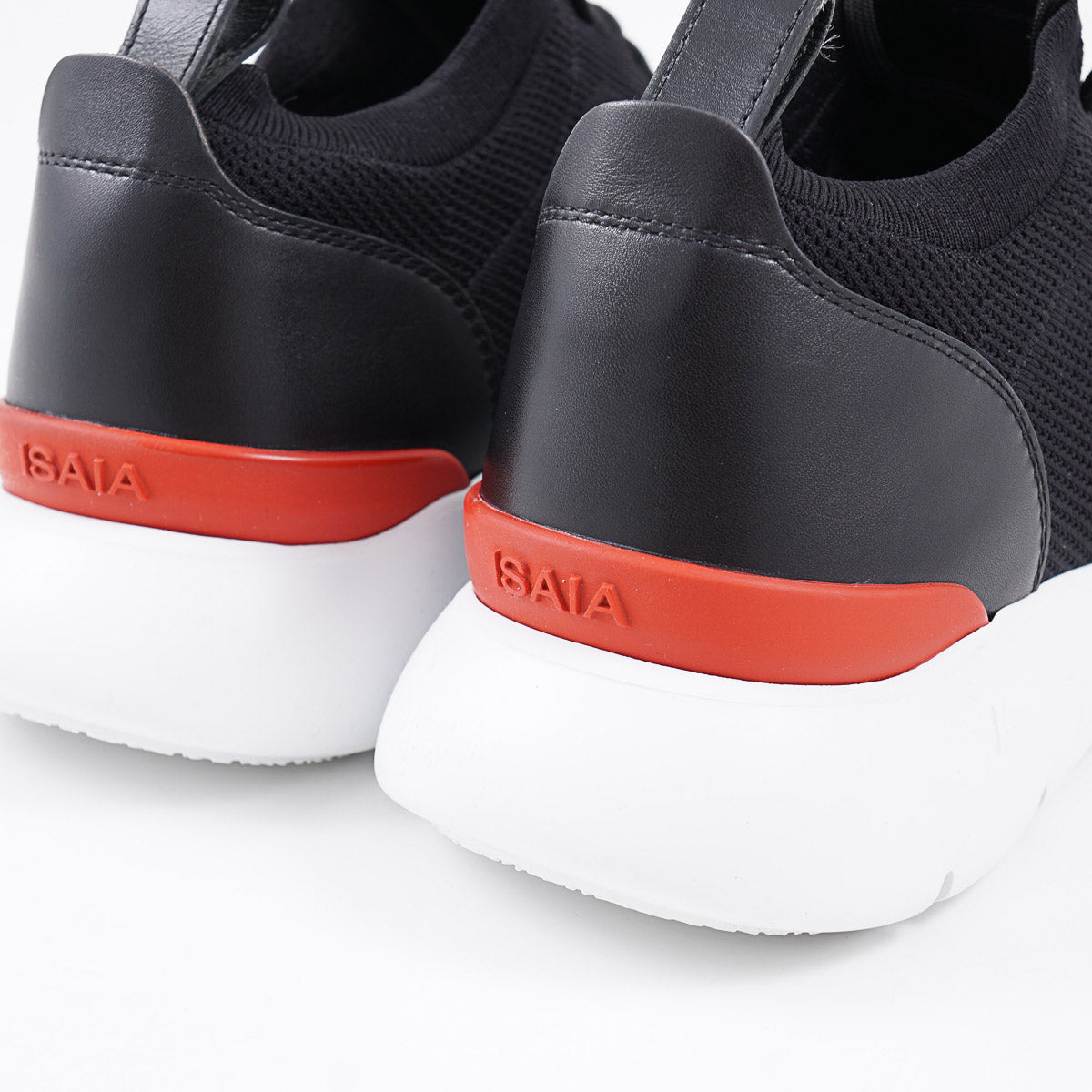 Isaia Lightweight Knit Runner Sneakers