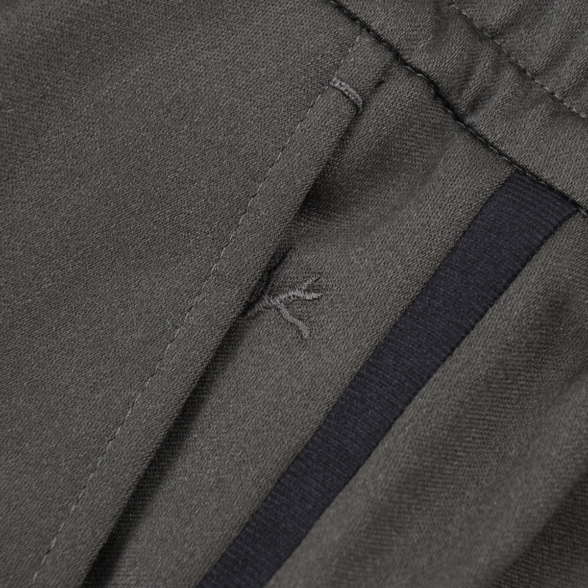 Isaia Wide-Leg Drawstring Wool Pants