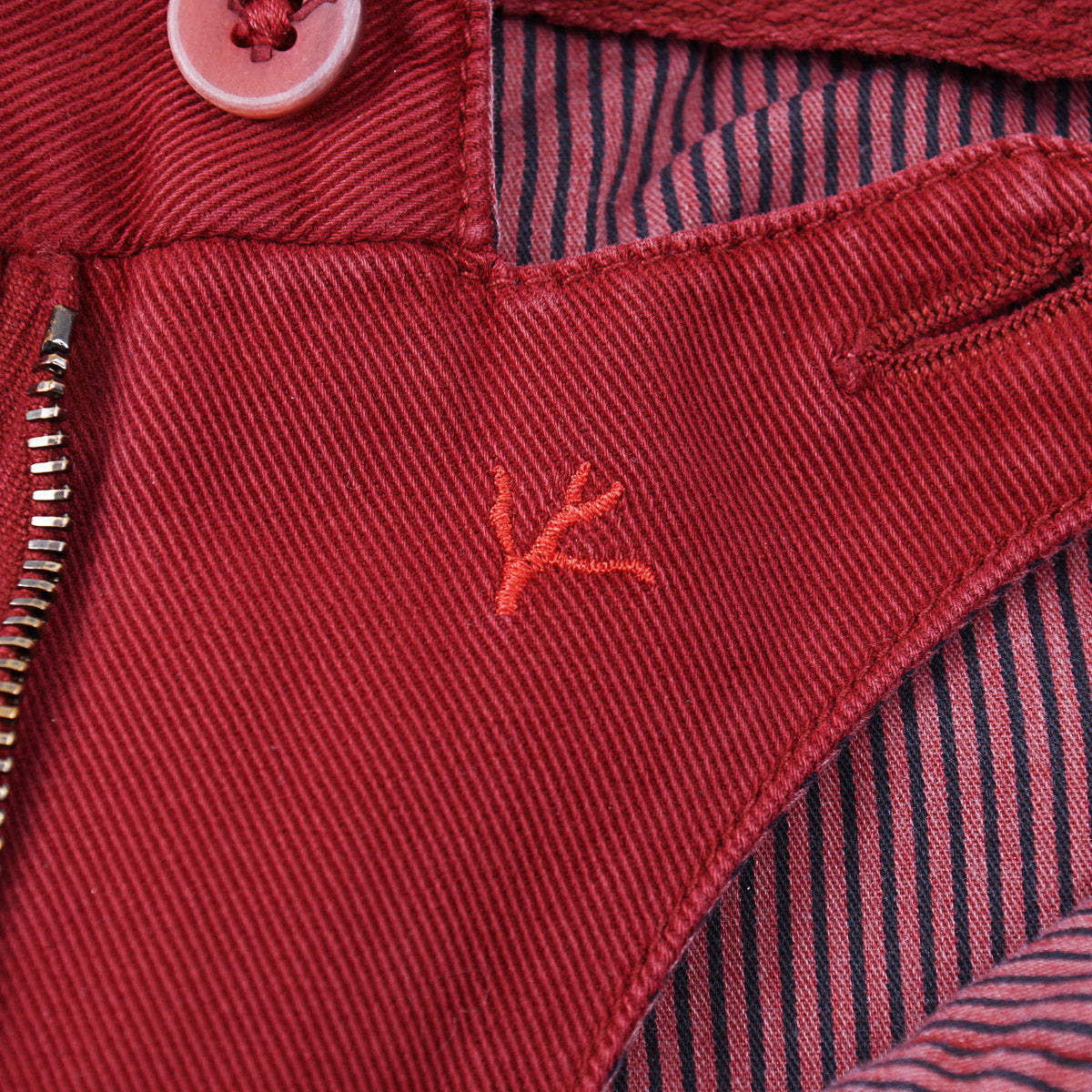Isaia Slim-Fit Twill Cotton Chinos