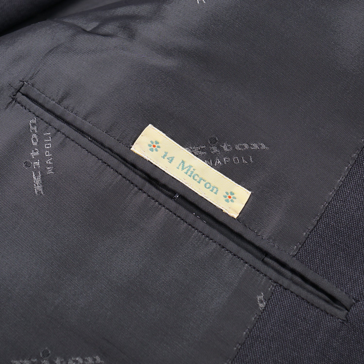 Kiton Slim-Fit Super 180s Suit – Top Shelf Apparel