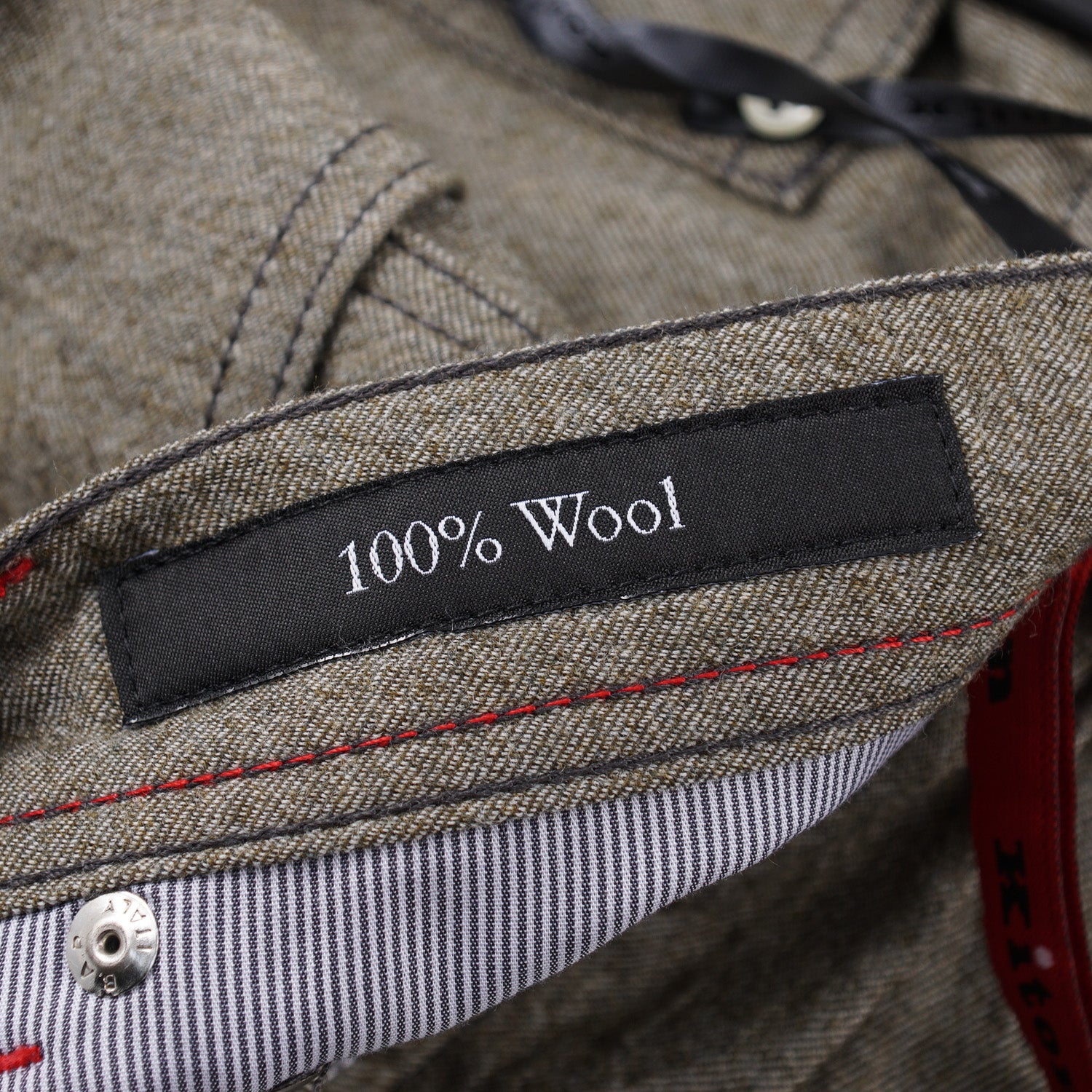 J23706 Winthrop & Chruch 100% Wool Fabric Pleated Slacks D
