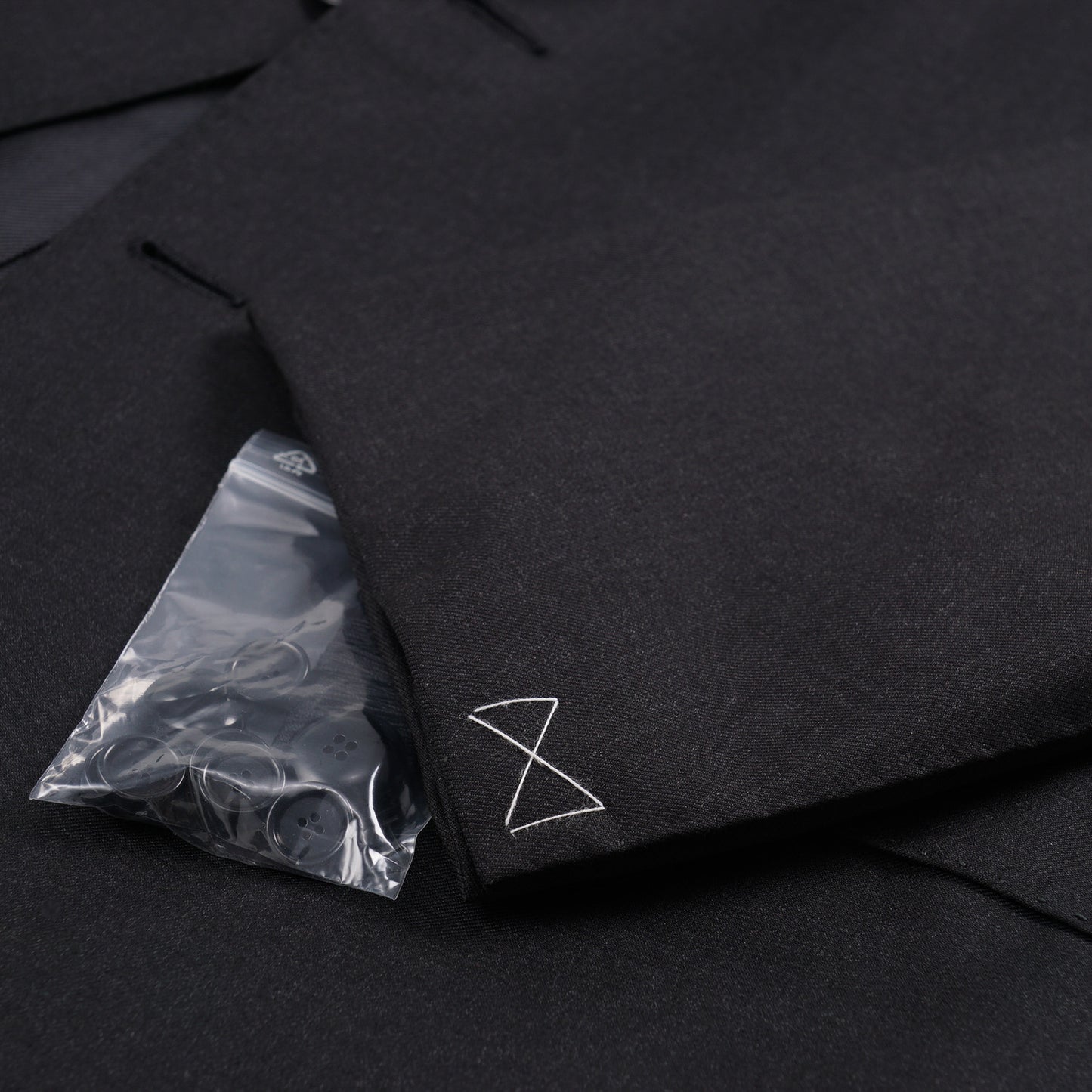 Cesare Attolini Slim-Fit Solid Charcoal Wool Suit - Top Shelf Apparel